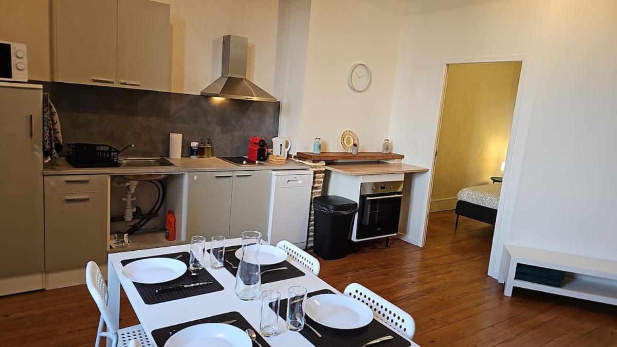 L'etage De L'aristide Proche Gare Parking Facile Apartment Montauban